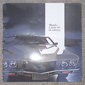 1971 buick riviera brochure